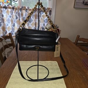 NWT Steve Madden Black and Gold Crossbody Bag with Chain Accent. FFCP